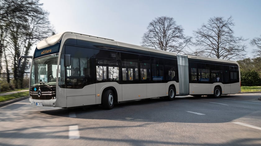 Tak prezentuje się Mercedes eCitaro fuel cell.