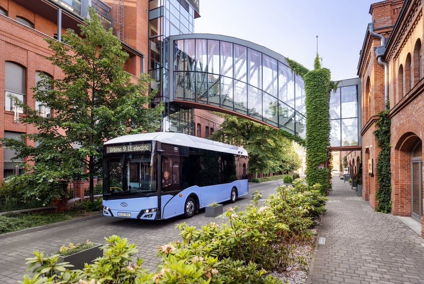 Tak prezentuje się Solaris Urbino 9 LE electric.
