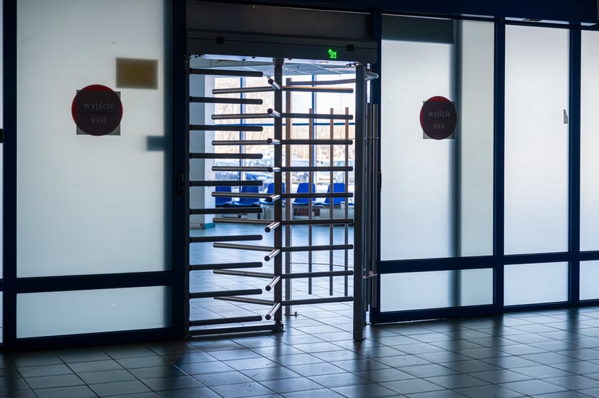 Stary port lotniczy na Strachowicach, rok 2024