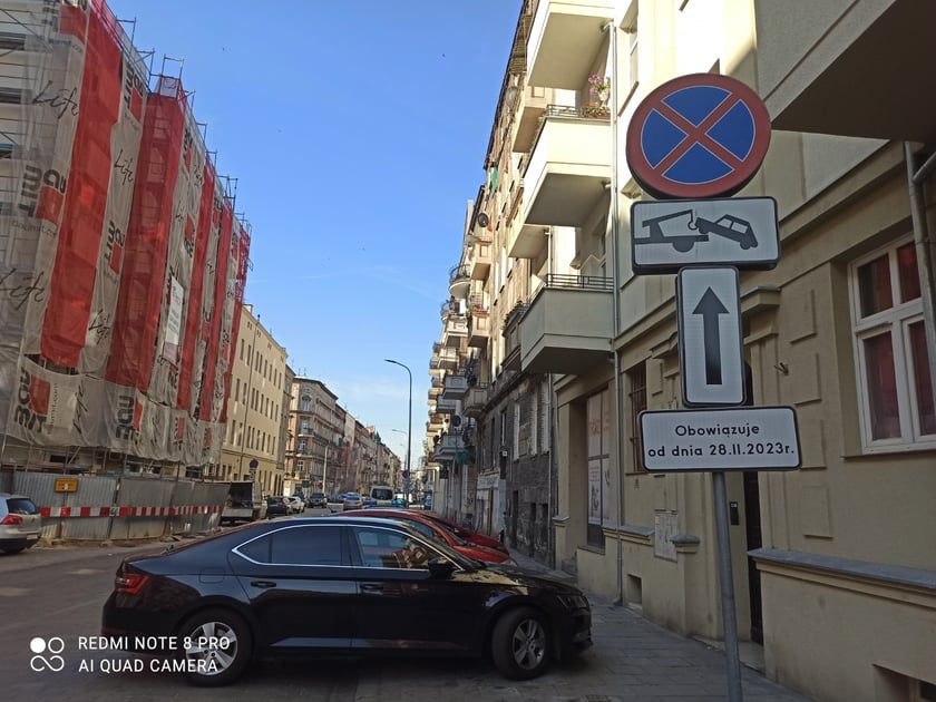 Niezgodnie z prawem zaparkowane samochody