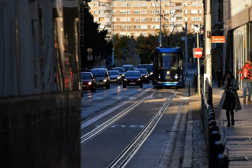 MPK Wrocław posiada 17 tramwajów Skoda 16T wyprodukowanych w latach 2006-2007. Gruntowną modernizację przeszły w latach 2021-2022.