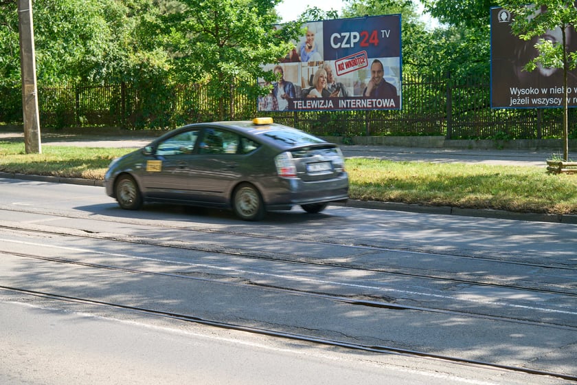 Ulica Reymonta - stan obecny. Za 1,5 roku poznamy efekt pracy biura projektowego, które przygotuje dokumentację niezbędną do przeprowadzenia remontu