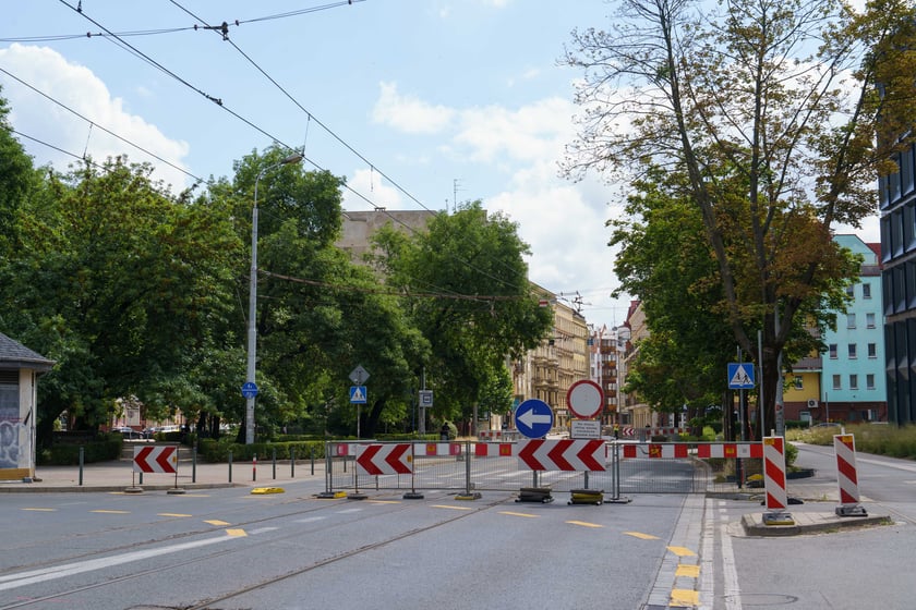 Remont torowiska na ulicy Szczytnickiej