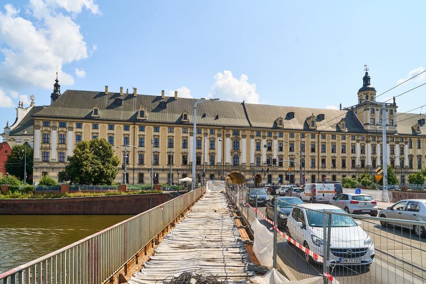 Remont mostu Uniwersyteckiego
