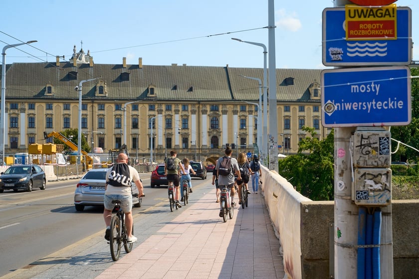 Remont mostu Uniwersyteckiego