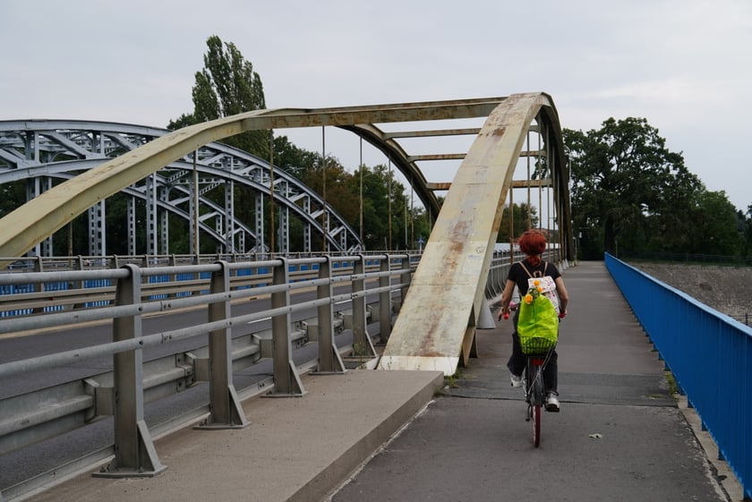 Południowy most Jagielloński zamknięty dla ruchu na czas remontu. Wdrożono zastępczą organizację ruchu. Wrocław, 4.08.2024