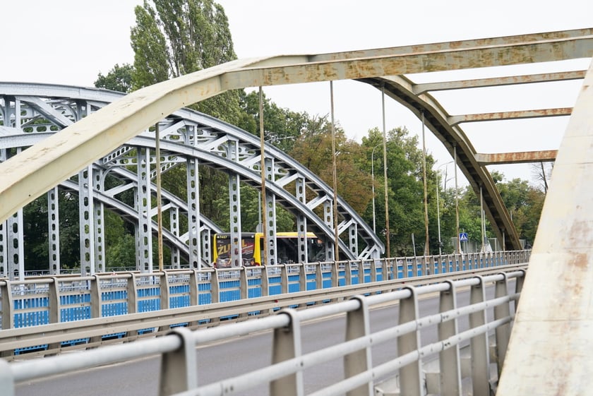 Południowy most Jagielloński zamknięty dla ruchu na czas remontu. Wdrożono zastępczą organizację ruchu. Wrocław, 4.08.2024