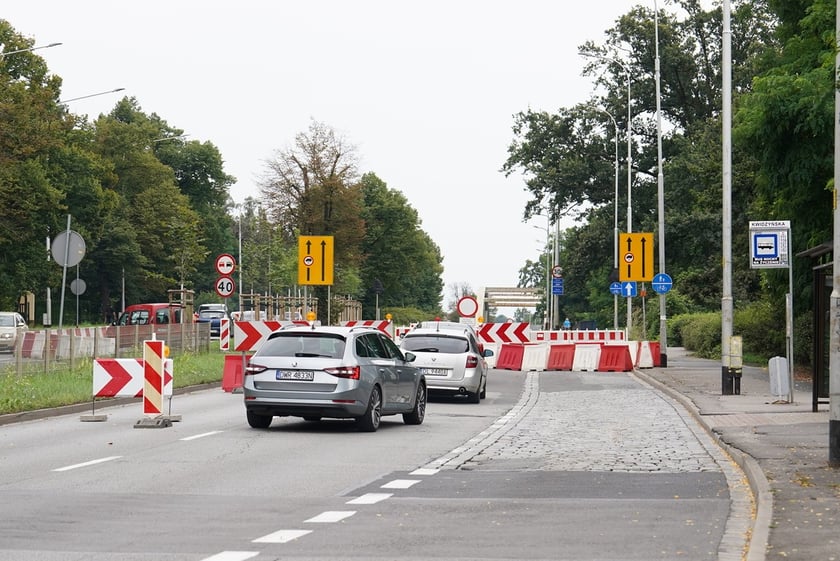 Południowy most Jagielloński zamknięty dla ruchu na czas remontu. Wdrożono zastępczą organizację ruchu. Wrocław, 4.08.2024