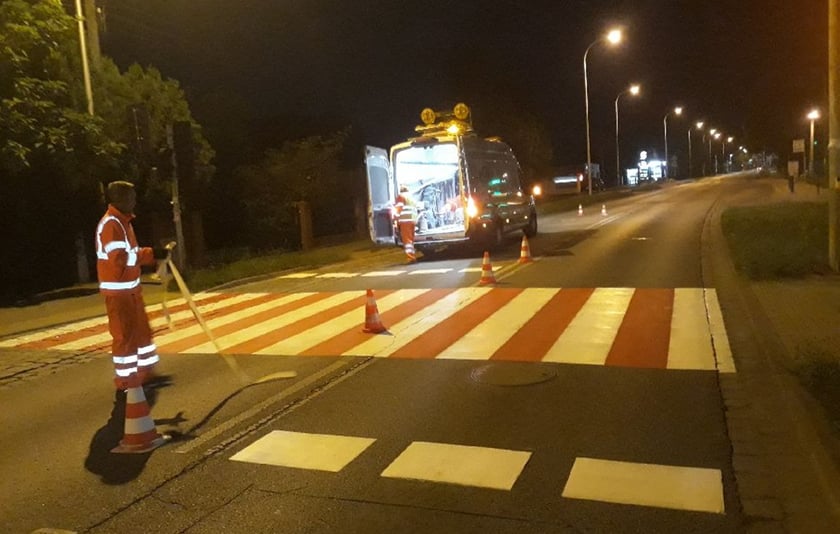 Przejście dla pieszych przy ul. Strachocińskiej