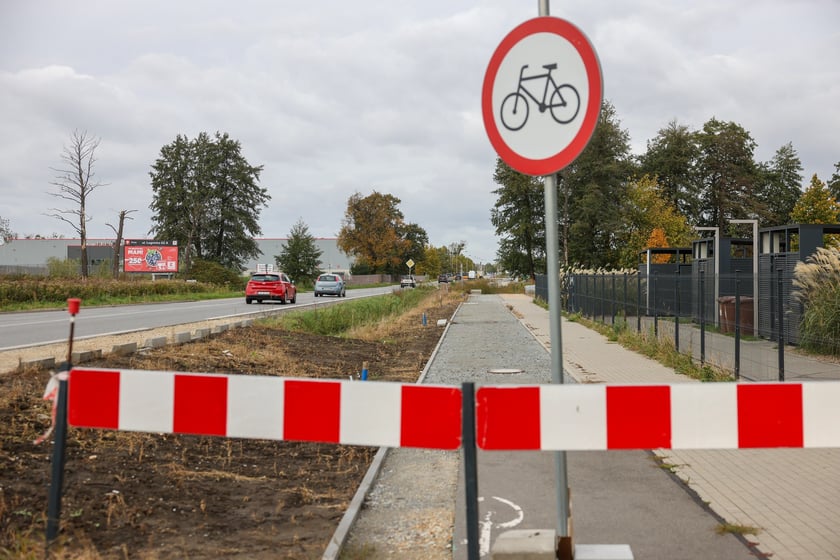 Droga rowerowa na Awicenny - budowa została chwilowo wstrzymana
