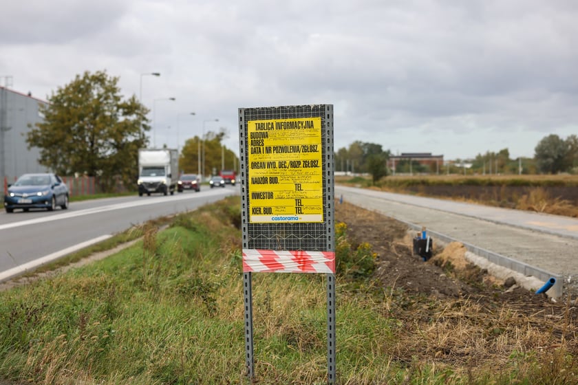 Droga rowerowa na Awicenny - budowa została chwilowo wstrzymana