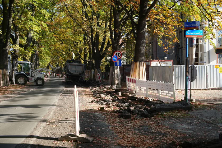 Remont Olszewskiego dobiega końca. Od niedzieli (27 października) jeździmy po nowym asfalcie w dwóch kierunkach