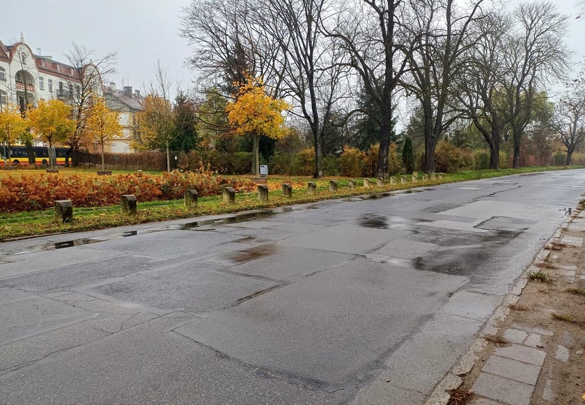 Ulica Mościckiego przed remontem
