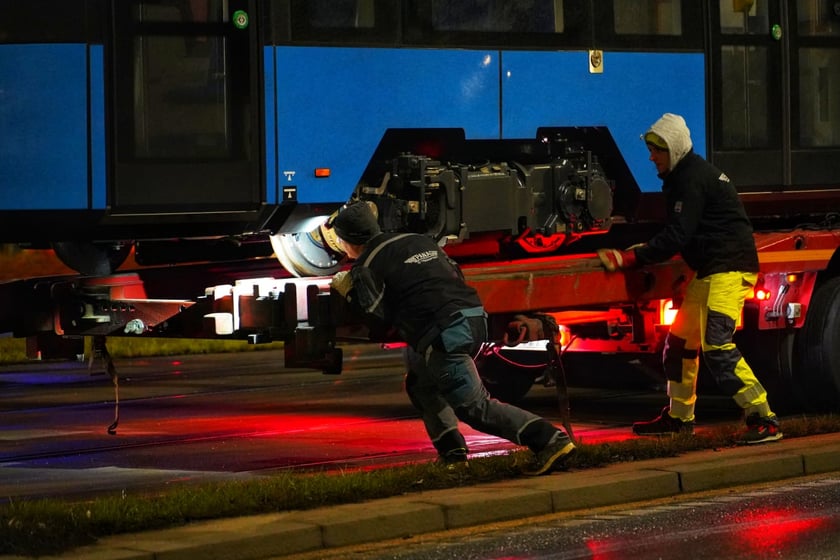 24. Pesa 146N dotarła do zajezdni Borek w nocy z 8 na 9 stycznia. MPK zaprosiło na powitanie tramwaju wrocławian