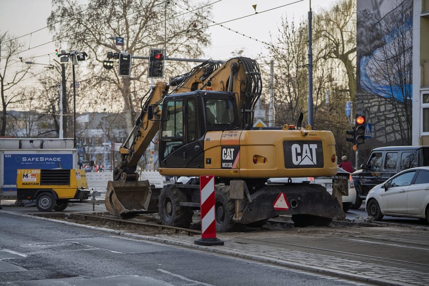 Remont torowiska na Piotra Skargi od 8 marca do drugiej połowy maja 2025.