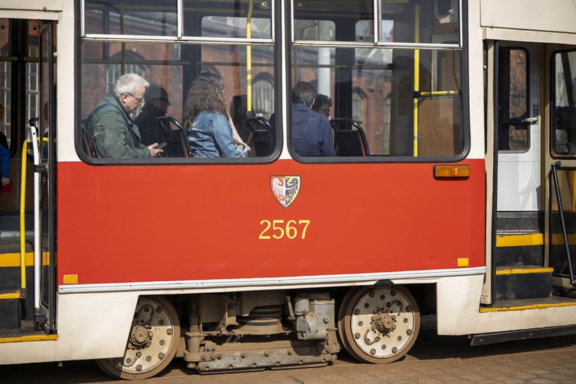 Przejazd kultowymi tramwajami 105N