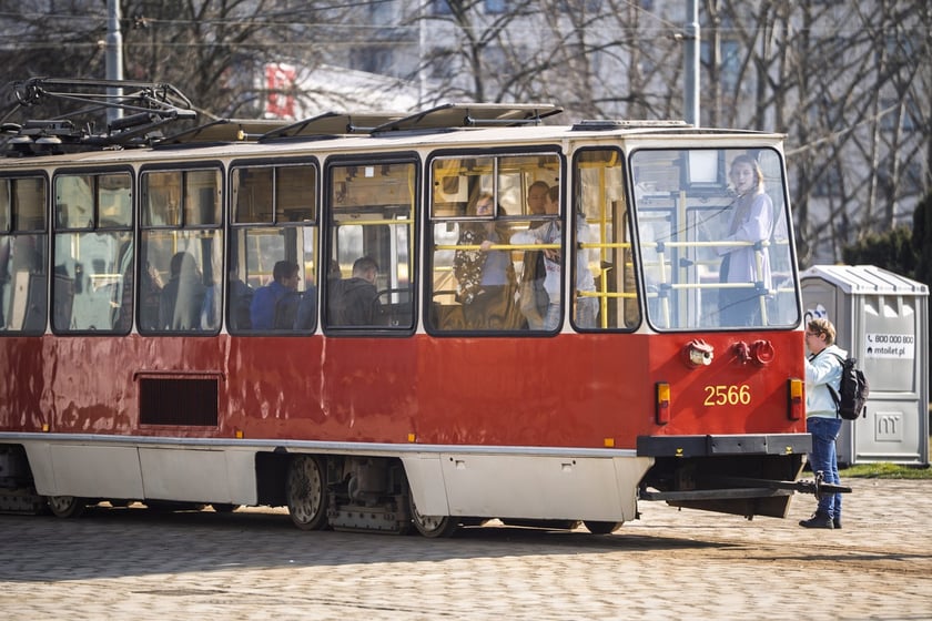 Przejazd kultowymi tramwajami 105N