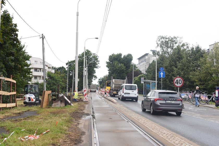 Budowa mijanki na ulicy Przyjaźni