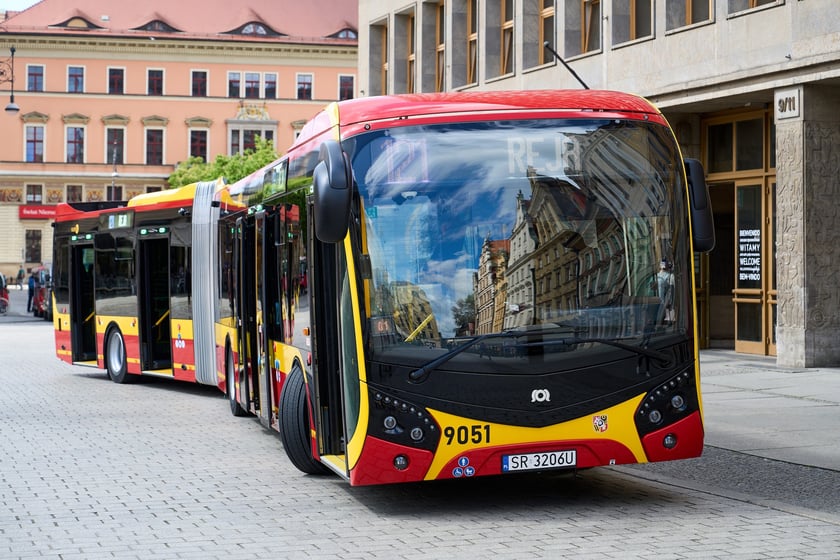 Autobus SOR NS 18 zadebiutował we Wrocławiu