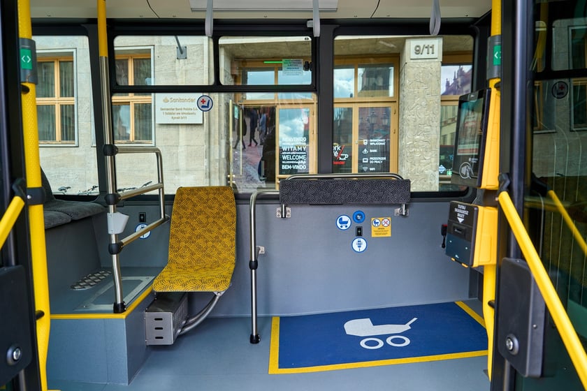 Autobus SOR NS 18 zadebiutował we Wrocławiu