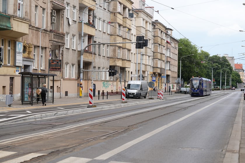 Przystanki wiedeńskie przy skrzyżowaniu ulic Sienkiewicza i Piastowskiej w przeddzień uruchomienia