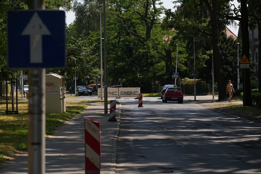 Ulica Śniadeckich przygotowana do remontu. Prace potrwają do połowy września