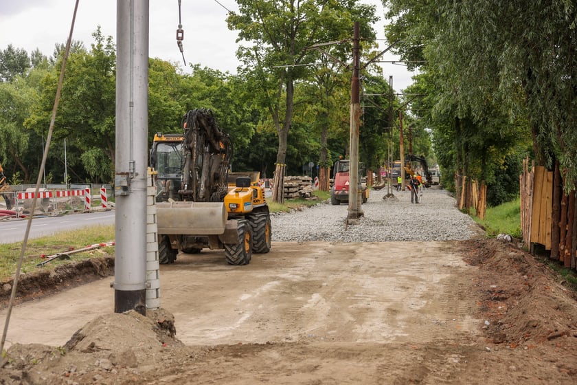 Remont torowiska na ulicy Kosmonautów