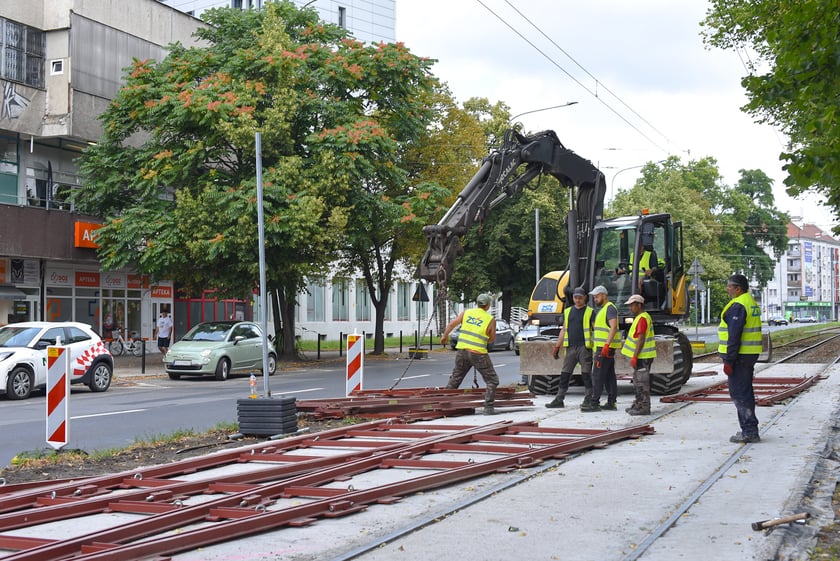 Remont tor&oacute;w na skrzyżowaniu ulic Powstańc&oacute;w Śląskich z Jastrzębią, 26.07.2025