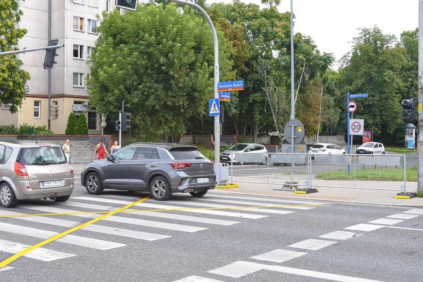 Remont tor&oacute;w na skrzyżowaniu ulic Powstańc&oacute;w Śląskich z Jastrzębią, 26.07.2025
