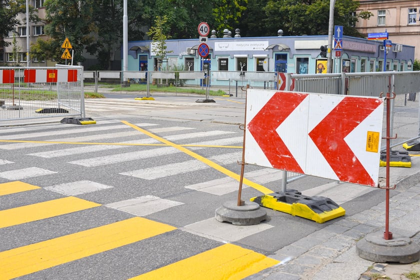 Remont tor&oacute;w na skrzyżowaniu ulic Powstańc&oacute;w Śląskich z Jastrzębią, 26.07.2025
