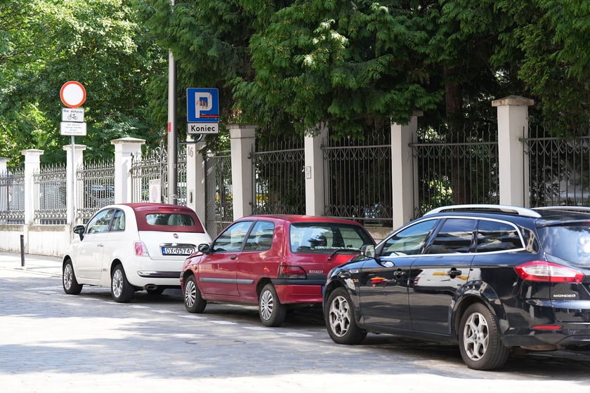 Na Kępie Mieszczańskiej, m.in. na ul. księcia Witolda, od poniedziałku 4 sierpnia trzeba będzie zapłacić za parkowanie