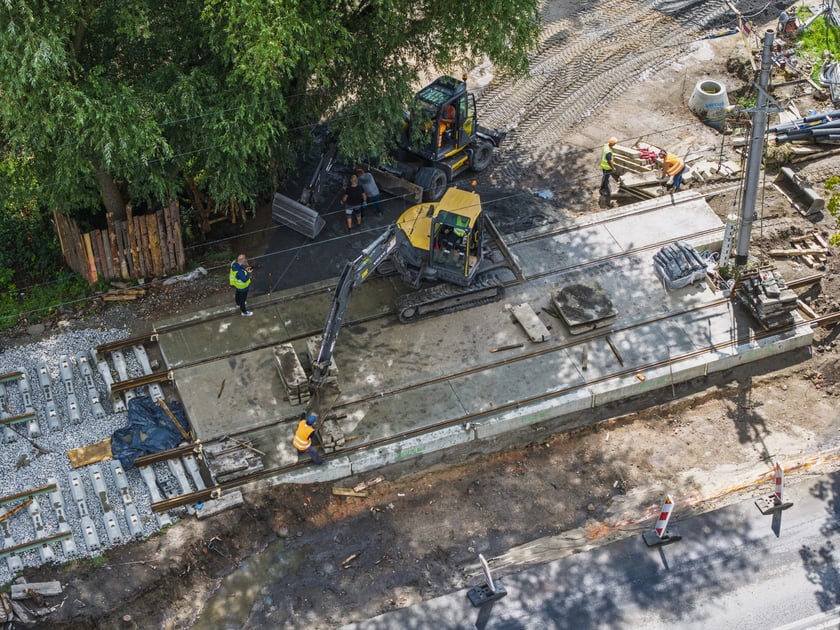 Budowa torowiska na ulicy Kosmonautów z lotu ptaka