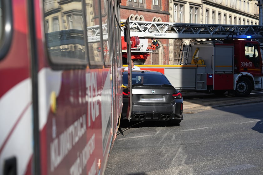 Wypadek na skrzyżowaniu Krupniczej i Kazimierza Wielkiego 19 sierpnia