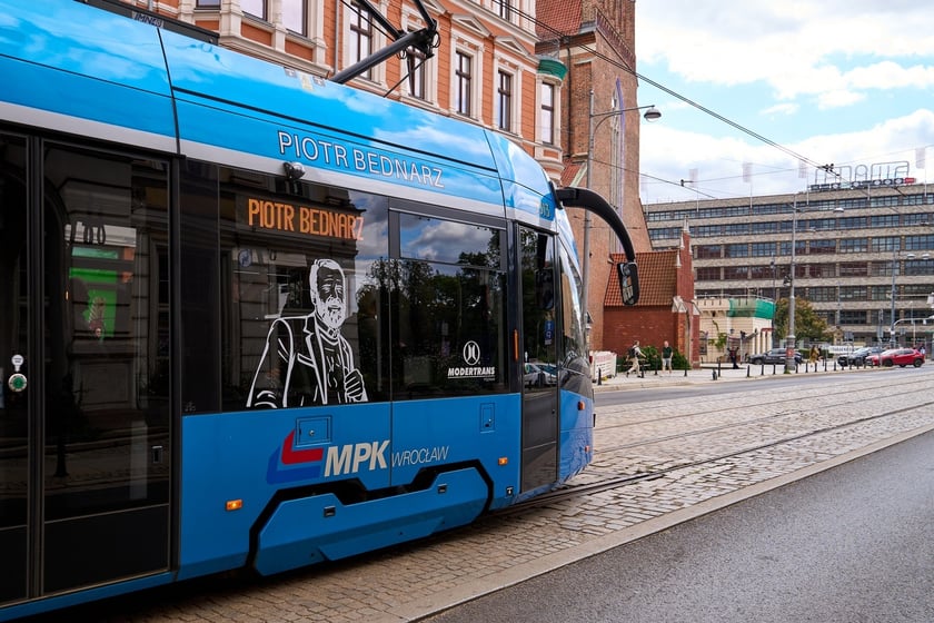 Tramwaj im. Piotra Bednarza – nadanie imienia. Uczestnicy spotkania, 22 sierpnia 2025 r.