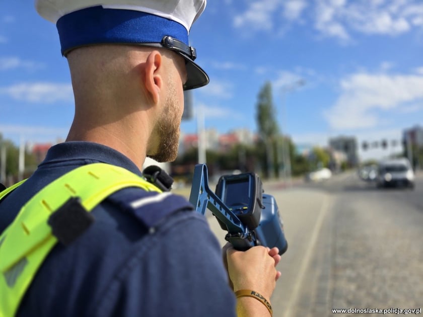 W ten weekend dużo więcej policyjnych patroli na drogach