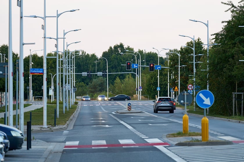 Aleja Architektów i jej otoczenie - istniejące i powstające budynki na Nowych Żernikach na osiedlu Leśnica