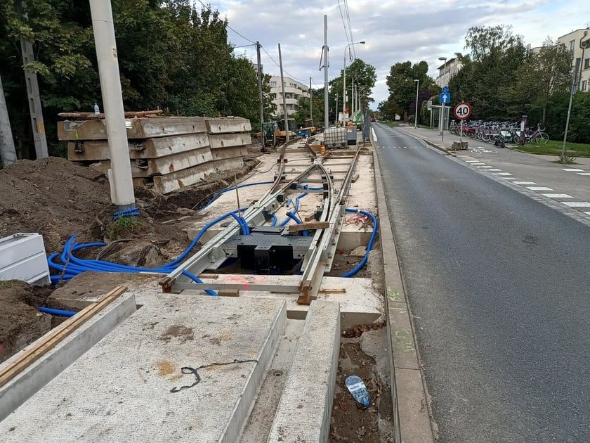 Budowa mijanki na ul. Przyjaźni. 16 września 2025 r.