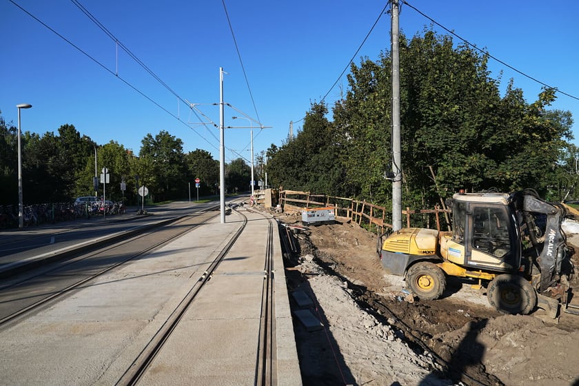 Budowa mijanki na ul. Przyjaźni, stan z dnia 20 września 2025 r.