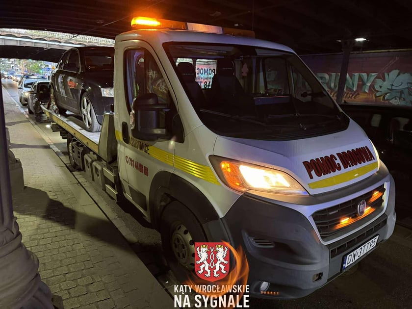 Rozbite samochody. Utrudnienia na Pułaskiego