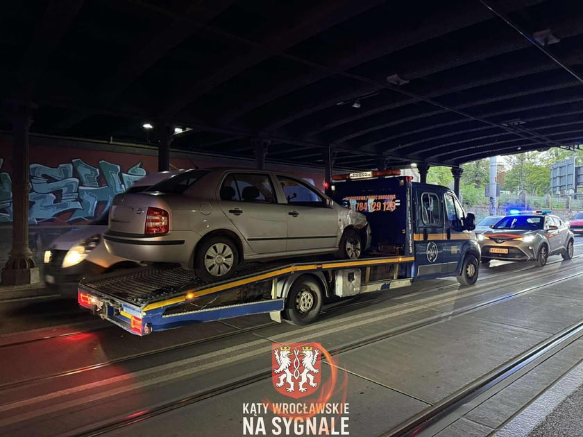Rozbite samochody. Utrudnienia na Pułaskiego