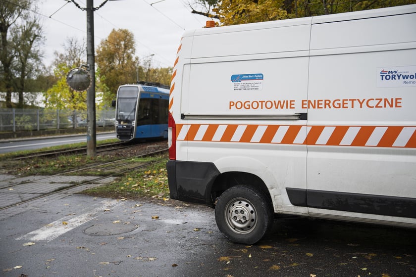 Powiększ obraz: Awaria trakcji tramwajowej na ul. Kwidzyńskiej.