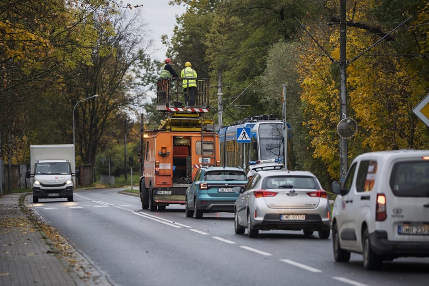 Powiększ obraz: Awaria trakcji tramwajowej na ul. Kwidzyńskiej.