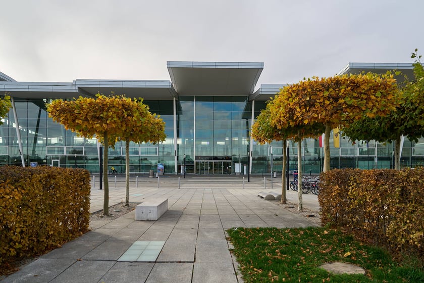 Wrocławskie lotnisko zamknięte do 4 grudnia 2025. Pusty terminal. Wrocław, 26.10.2025