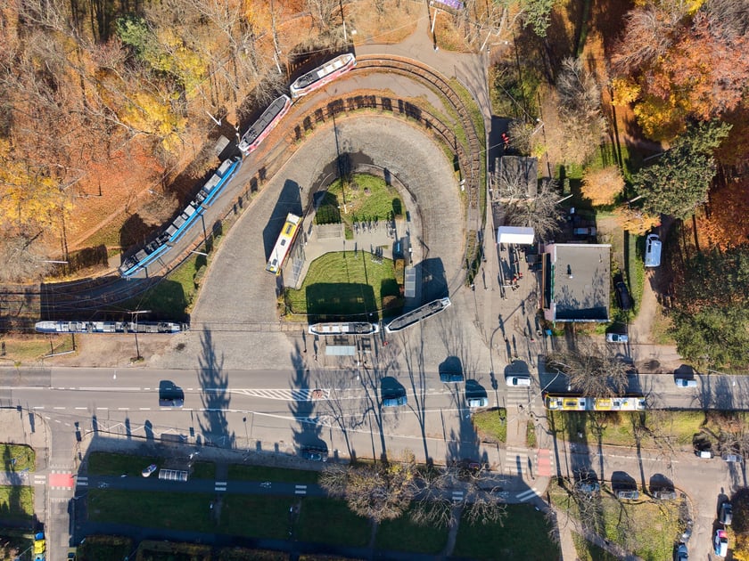 Widok na przyszłą trasę autobusowo-tramwajową na Swojczyce - pętla "Sępolno"