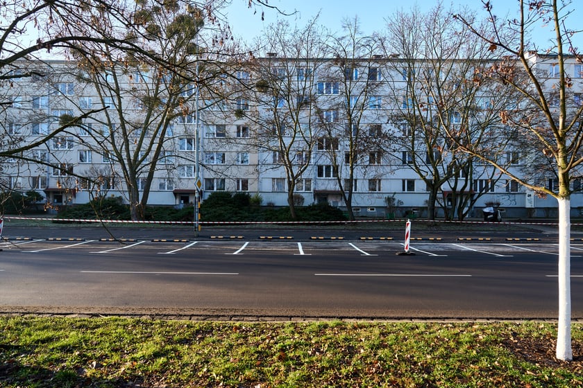 Powiększ obraz: Wyremontowana ul. Baciarellego