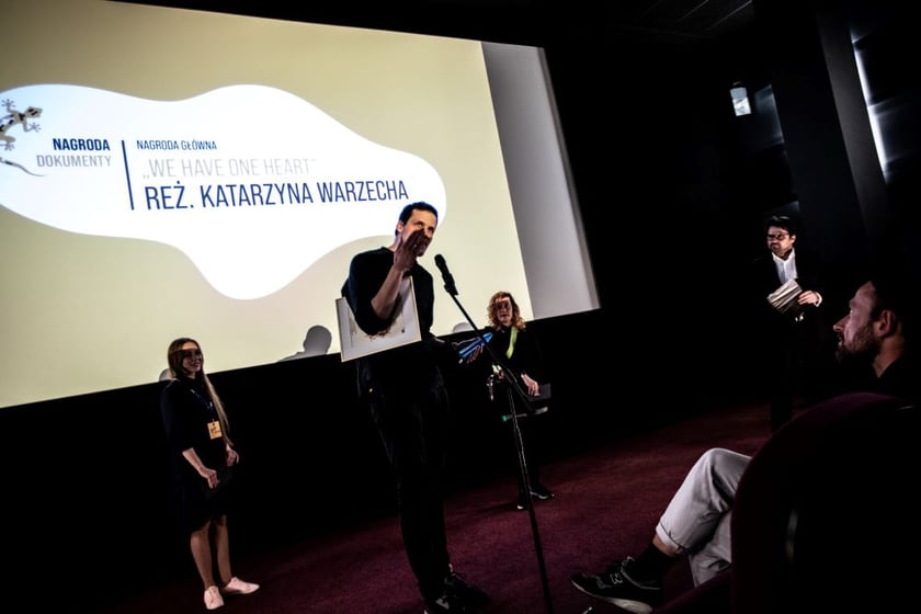 Nagrodę w imieniu reżyserki odebrał autor animacji w filmie Marcin Podolec ? również laureat wyróżnienia za swój film pt. ?Insekt?