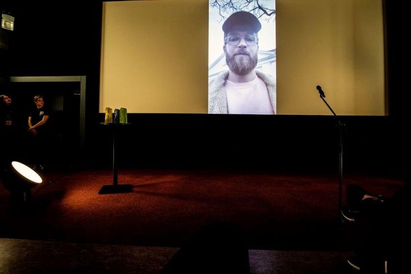 Bartosz Brzeziński podziękował festiwalowej publiczności za uznanie w przesłanym filmie