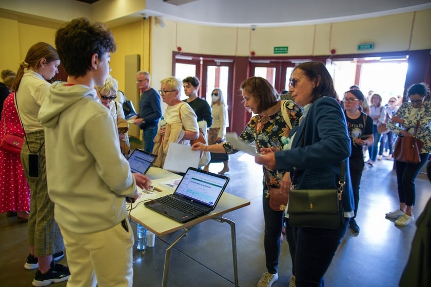 Olga Tokarczuk spotkanie Hala Stulecia, książka Empuzjon