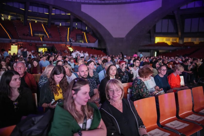 Olga Tokarczuk spotkanie Hala Stulecia, książka Empuzjon