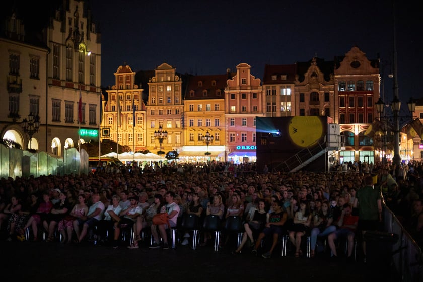 Festiwal Nowe Horyzonty przyciąga do Wrocławia tłumy kinomaniaków